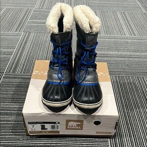 Sorel Yoot PAC Nylon Grey/Black w Blue Detail Rain & Snow Boots Boys Size 7